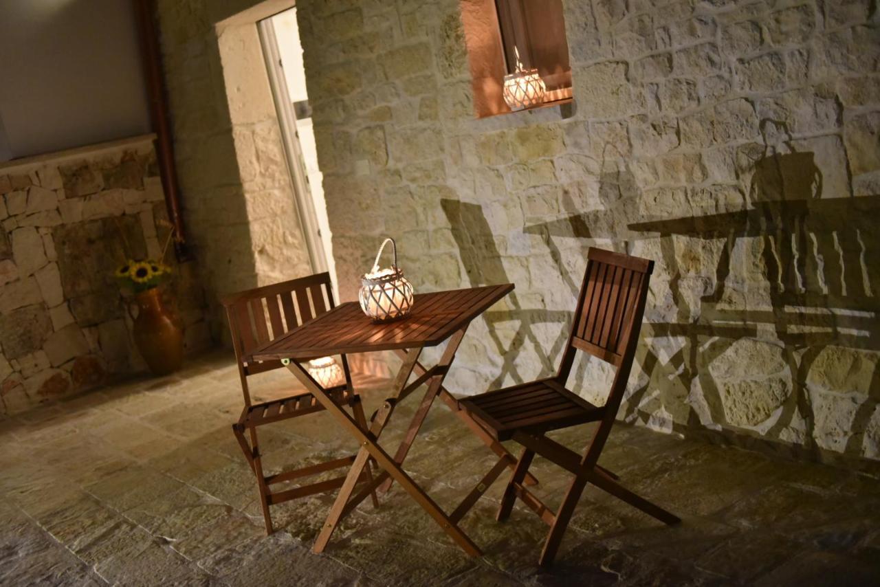 Trulli Dal Sole Alla Luna Villa Martina Franca Exterior foto