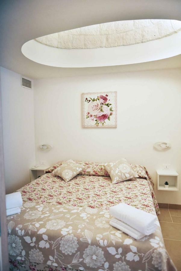 Trulli Dal Sole Alla Luna Villa Martina Franca Exterior foto
